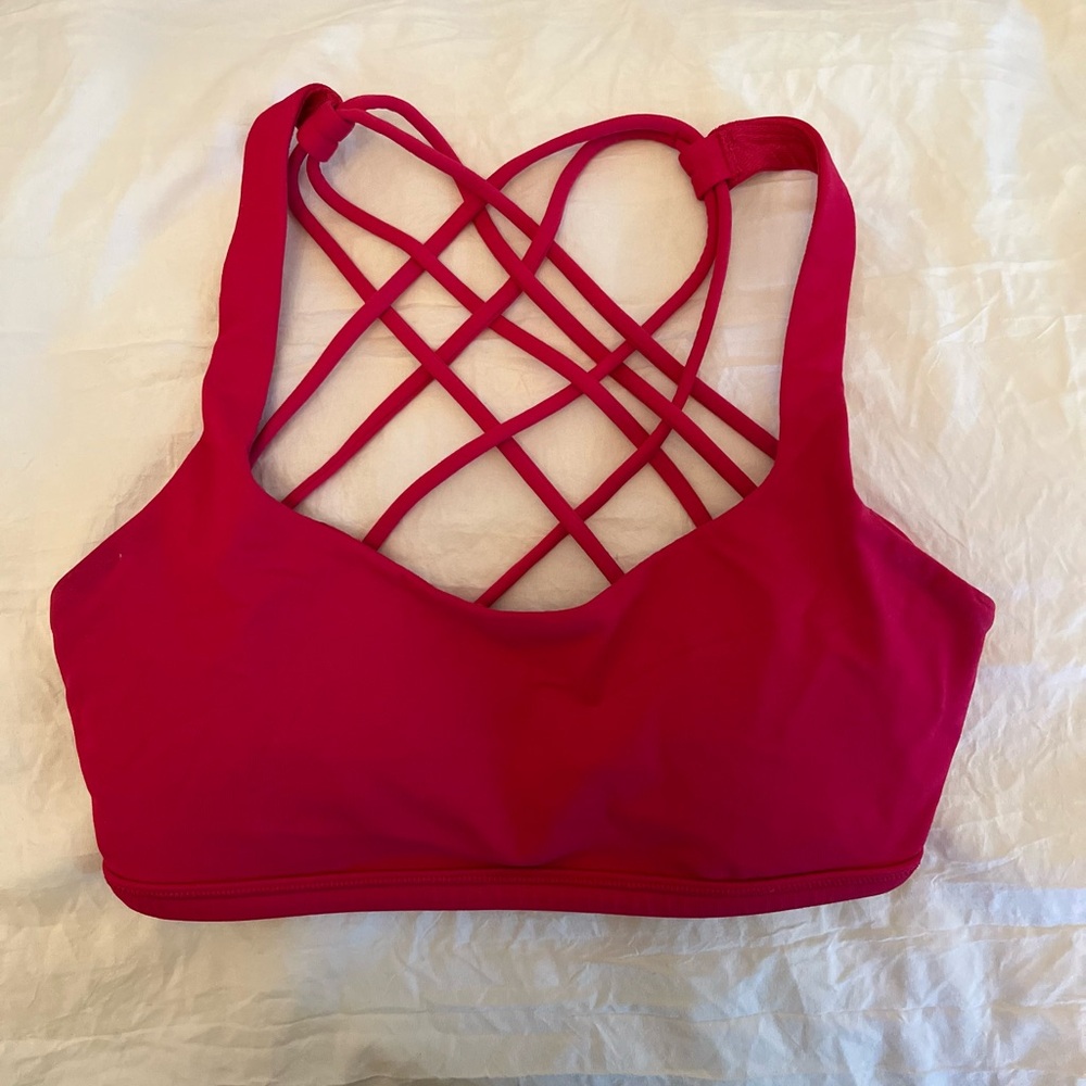 Lululemon criss cross sports bra